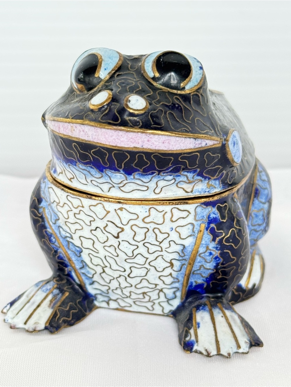 Blue and White Cloisonné Frog Trinket Box - Decorative Home Accent Gift EUC